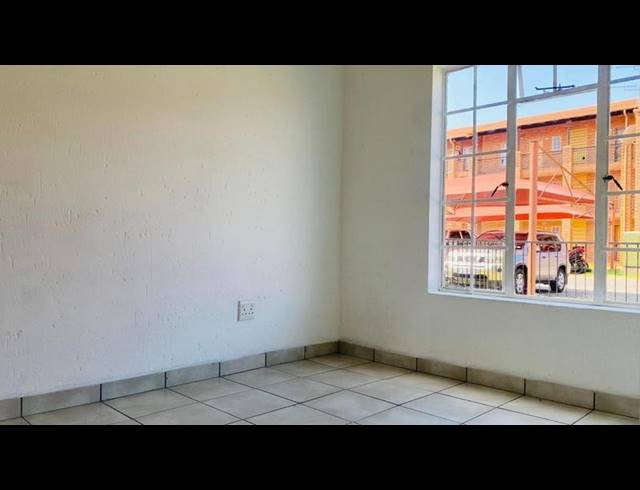 2 BEDROOM HOUSE FOR SALE IN COMET